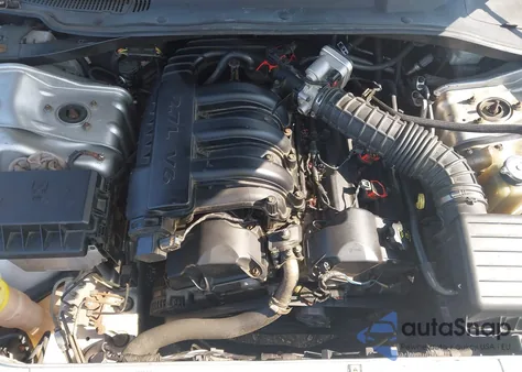 2007 Chrysler 300 из США, поврежденный, VIN 2C3KA43R17H731439